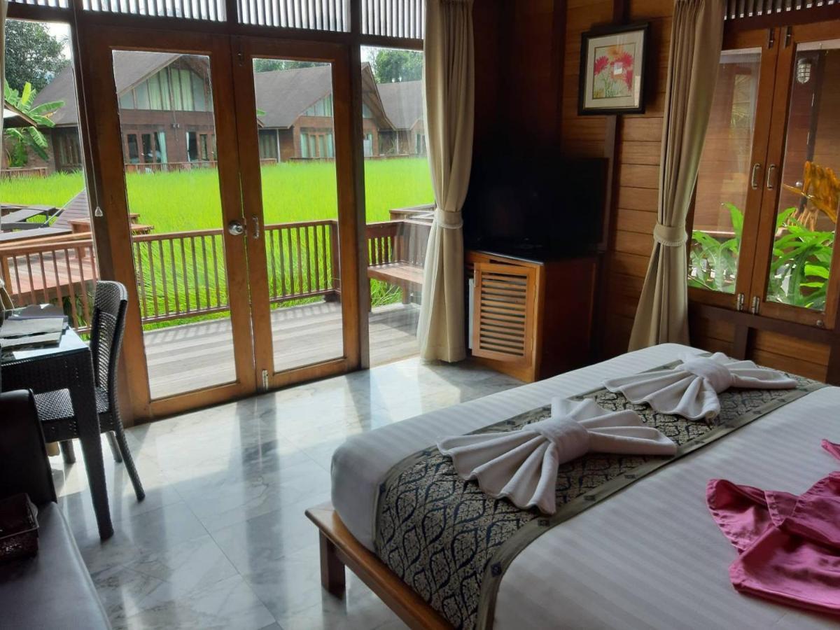 100 Islands Resort & Spa Surat Thani Exterior foto