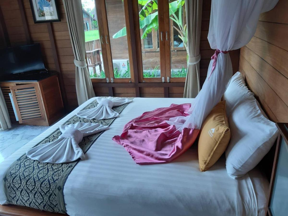 100 Islands Resort & Spa Surat Thani Exterior foto